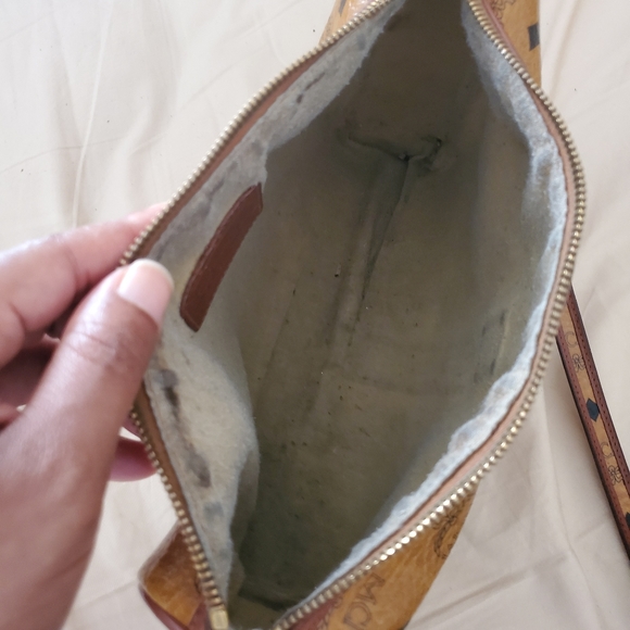 Vintage MCM crossbody bag - Picture 9 of 9